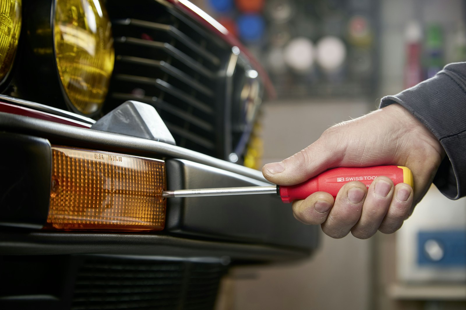 Contrôle complet avant votre rendez-vous au Service des automobiles.